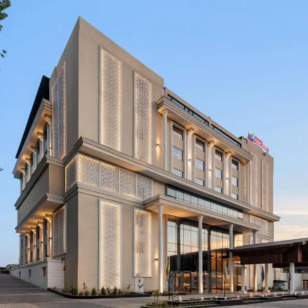 Ramada Encore by Wyndham Rajbagh Srinagar、シュリーナガルのホテル