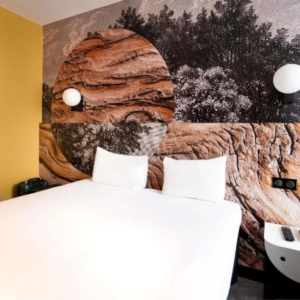 ibis styles Paris Montmartre Batignolles, hotel in Paris