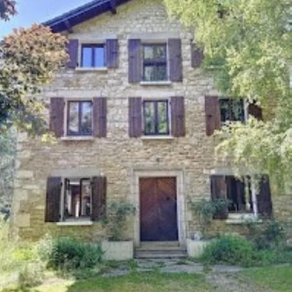 Chambres d'hôtes LA CHAPELAINE, Hotel in La Chapelle-en-Vercors