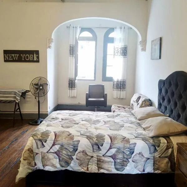 Casa Turística Monumental, hotel u Limi
