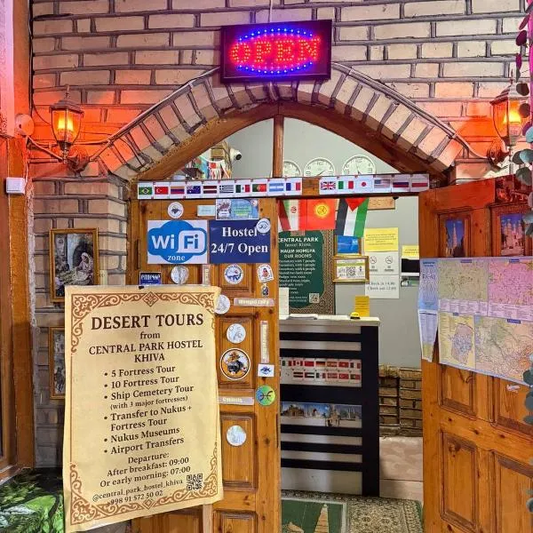 Central Park Hostel – hotel w mieście Chiwa