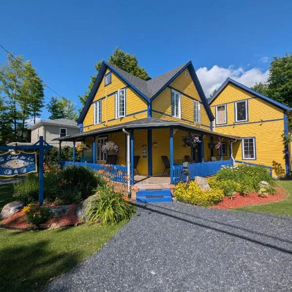 Au Saut Du Lit, hotel in Magog-Orford