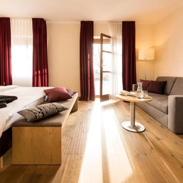 Euler Neuschönau - Naturhotel & Chalets, hotel v destinaci Neuschönau