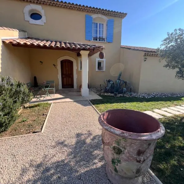 La Bastide de Grosille, Hotel in Savasse