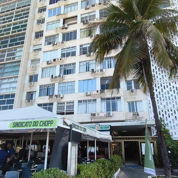venha curtir o verão em Copacabana,100 metro do mar