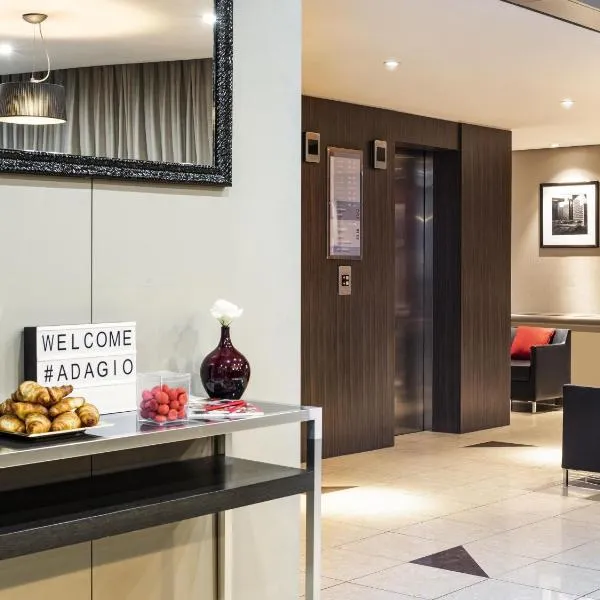 Aparthotel Adagio La Défense Esplanade, отель в городе Пюто