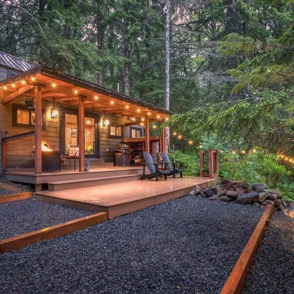 L'il Finch at Mount Rainier, מלון באשפורד