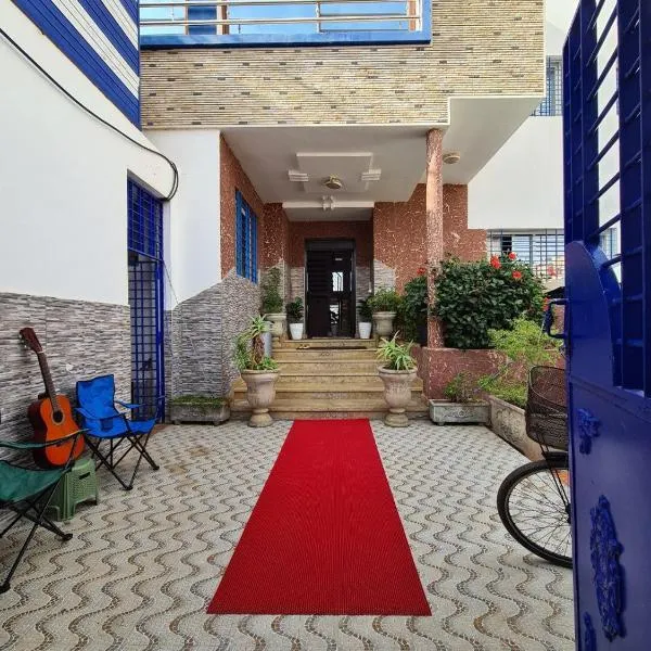 blue door imsouane, hotel in Imsouane