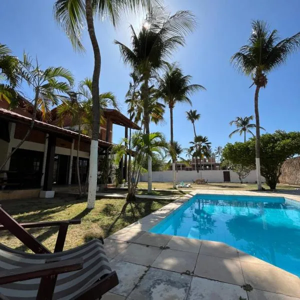 Kaza Cumbuco Hostel、カウカイアのホテル