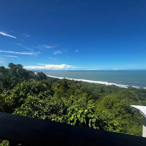 Ranchos Remo Lodge, hotel in Uvita