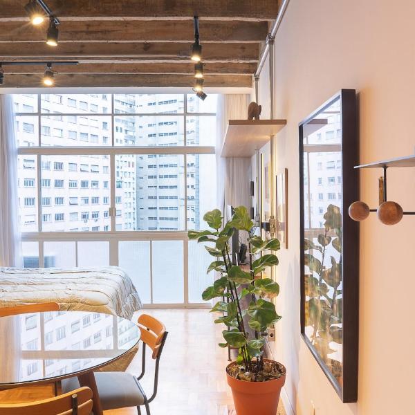 Modern Studio in the Iconic Copan by Niemeyer
