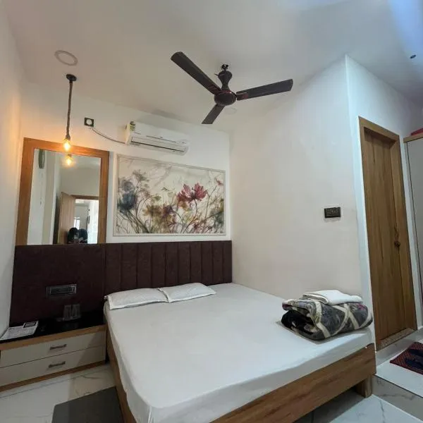 Mahaveer Lodge, hotel in Siliguri