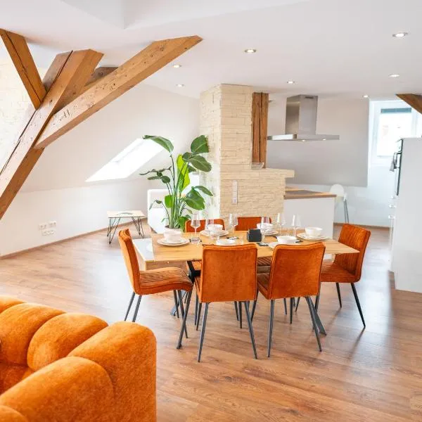 GreenTreeHomes - Penthouse Eiche - zentral - Privatparkplatz - familienfreundlich, hotel en Bamberg