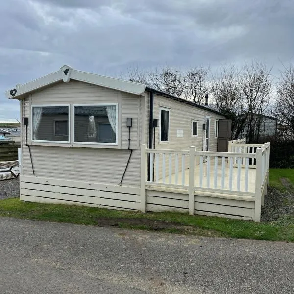 Beautiful Holiday Home Close to the Sea, hotell i Poughill