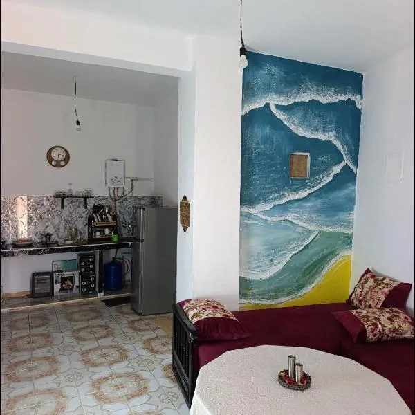 earth home、Imzoûreneのホテル