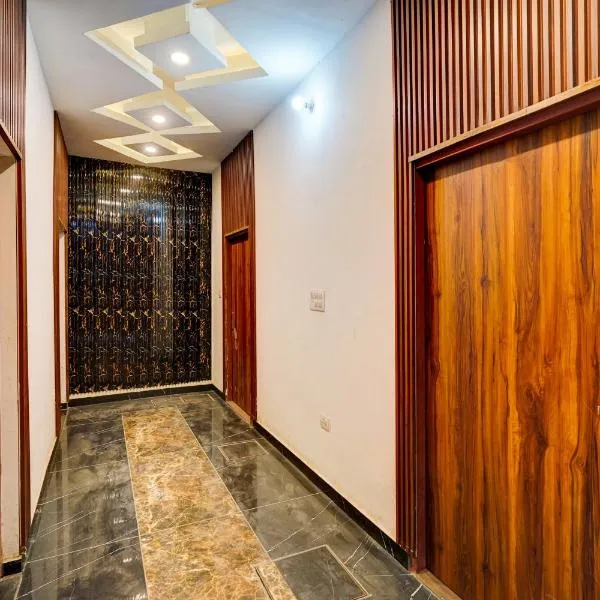 Hotel O Rajmahal, hotel v destinaci Anūpnagar