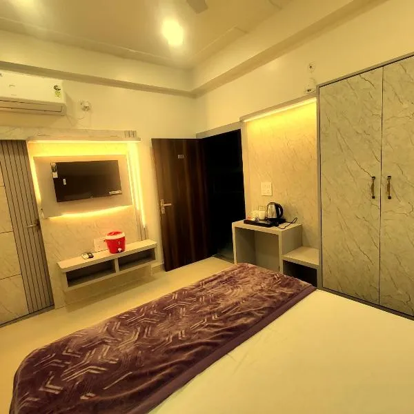 Hotel RN Residency - Near Prem Mandir Vrindavan, hotel in Vrindāvan