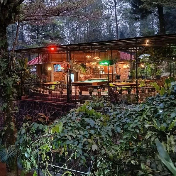 The Pinewood Lodge and Organic Farm, מלון בParagajen