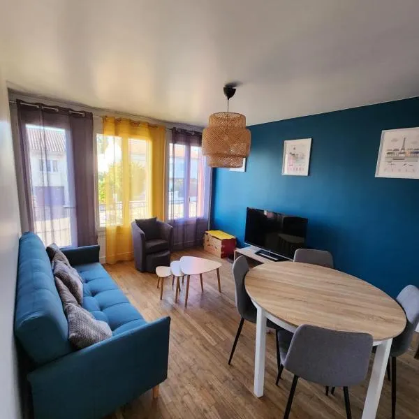 logement cosy au coeur d'oradour, hotel in Oradour-sur-Glane