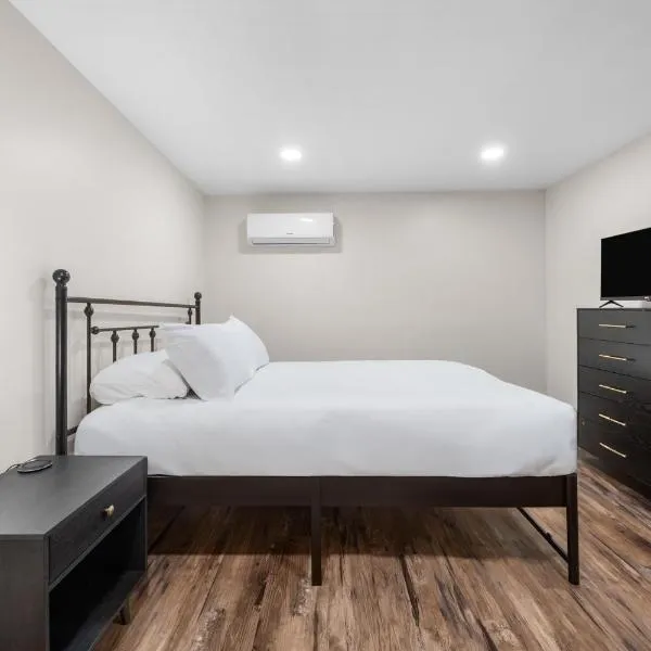 Cozy Home in Pittsfield, hotel in Pittsfield