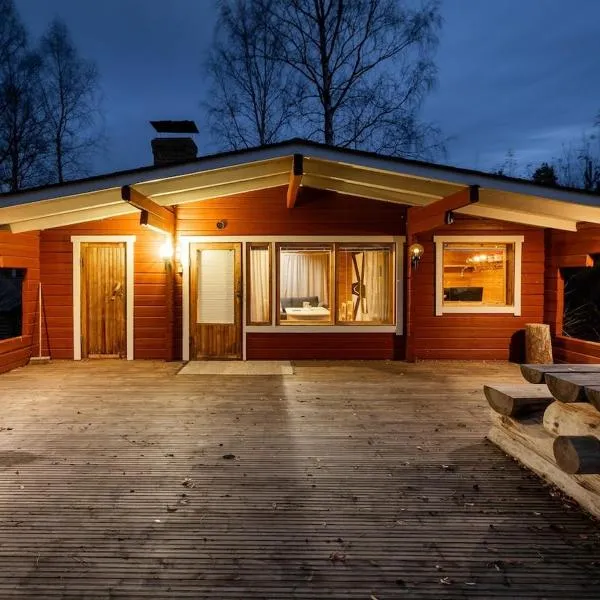 Experience amazing Ivalo 4,5km from the AirPort, hotel din Inari
