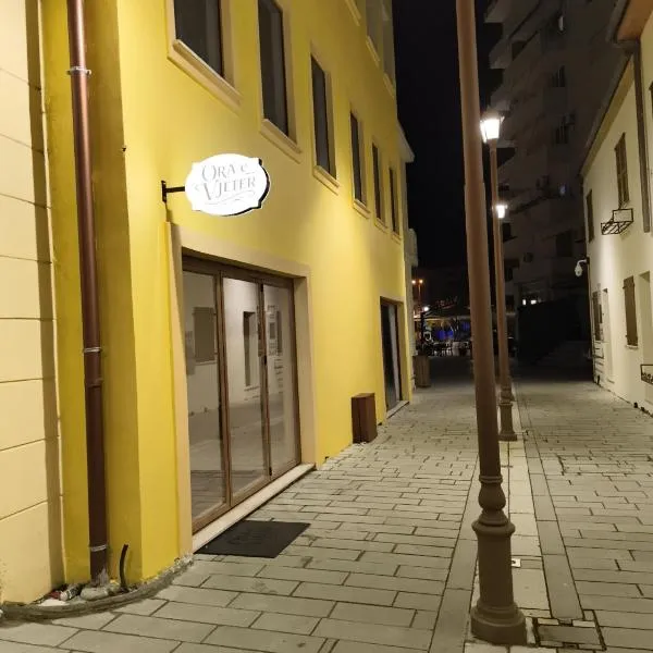 Ora E Vjeter, hotel di Vlorë