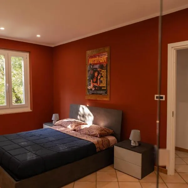 Spazioso appartamento vicino a tutto, hotel in Tortona