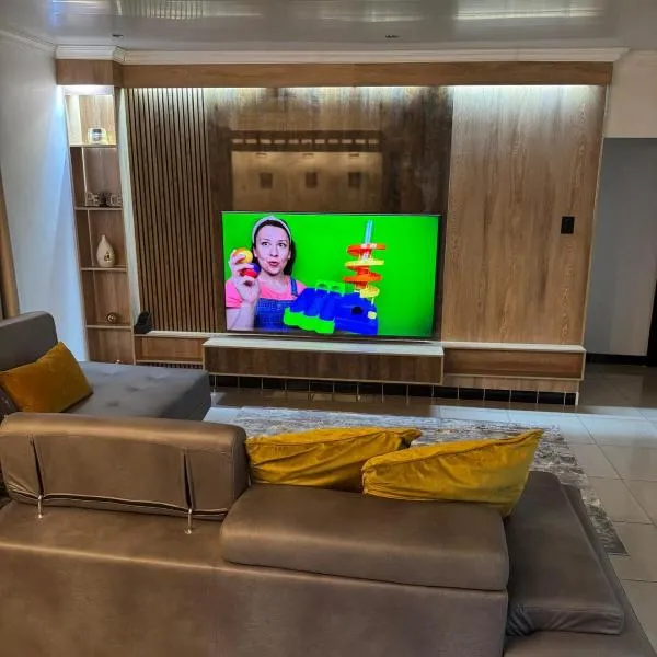 Pillowtalk guest house your home away from home、ミデルバーグのホテル