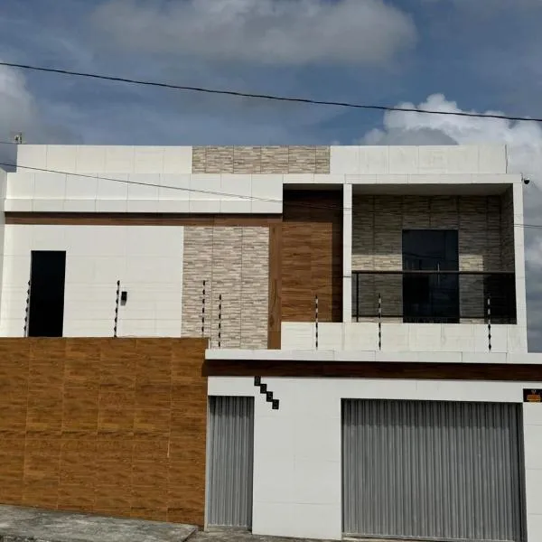Casa 4 quartos, piscina privativa, 3 suíte geradeila smart tv ar-condicionado, khách sạn ở Campina Grande