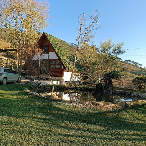 Casa da cachoeira, Hidro,lareira,lago, riacho e fogo de chão