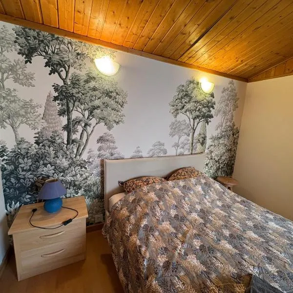 Le Petit Logis entre Auvers et Paris, hotel v destinaci Montigny-lès-Cormeilles