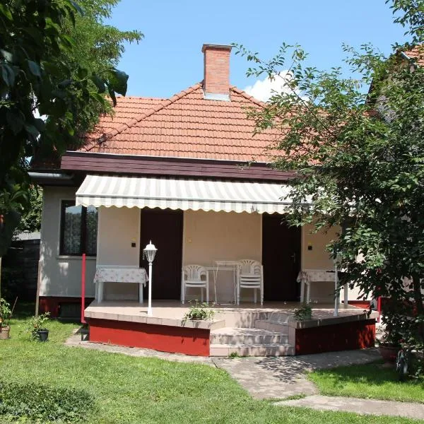 Fecskefészek Nyaralóház, hotel v destinaci Hajdúszoboszló
