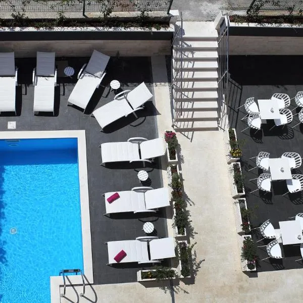 Villa M, hotel ve Splitu