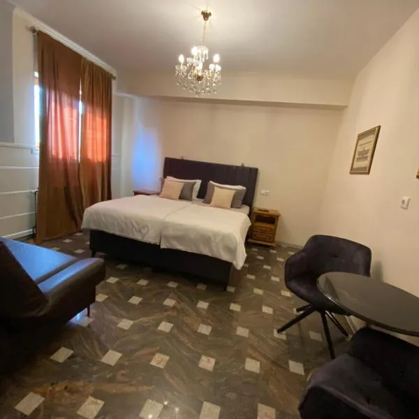 Hostel Mornar, готель у місті Велика Кладуша