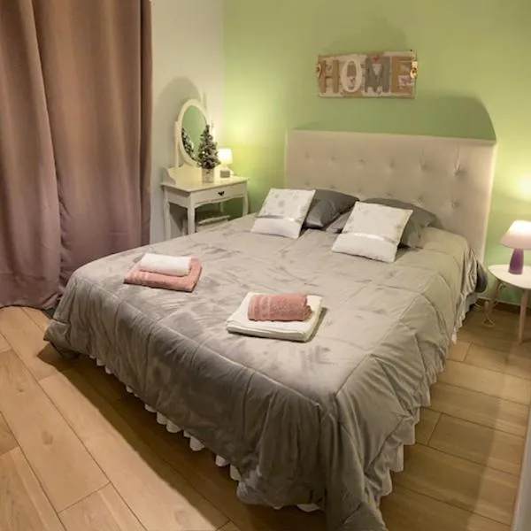 Chambre d'hôtes la Maximinoise à 5mn de Chantilly et à proximité de Senlis et autoroute A1,Parc Astérix, Pierrefonds, Compiegne, Aéroport Roissy Charles de Gaulle, hotel in Saint-Maximin