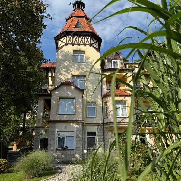Villa Carmen, hotel v destinaci Kudowa-Zdrój
