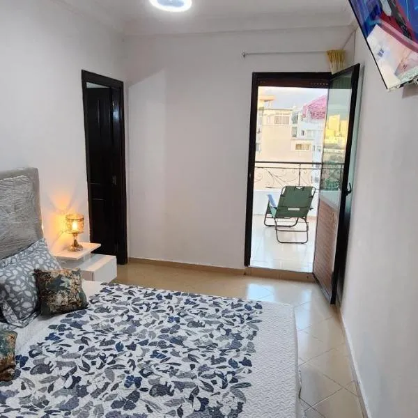 Private Room in a Shared Apartment next to MOSQUÉE HASSAN 2, hotel in Casablanca
