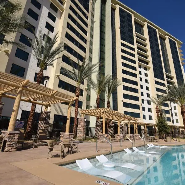 The Berkley, Las Vegas: Blue Diamond şehrinde bir otel