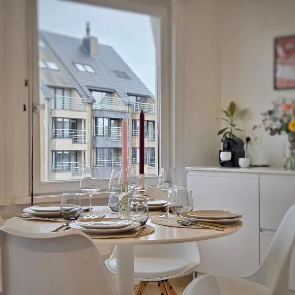 Rosemary - New appartment near the beach, hotel in Blankenberge