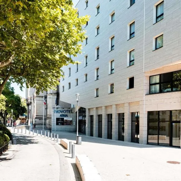 Novotel Atria Nimes Centre, hotel en Nimes