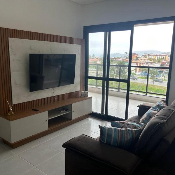 Apartamento com vista parcial do mar