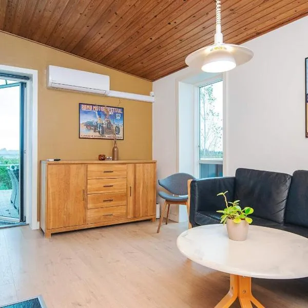 5 person holiday home in Rømø, хотел в Kongsmark