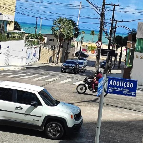Flat a uma quadra da praia, Hotel in Fortaleza