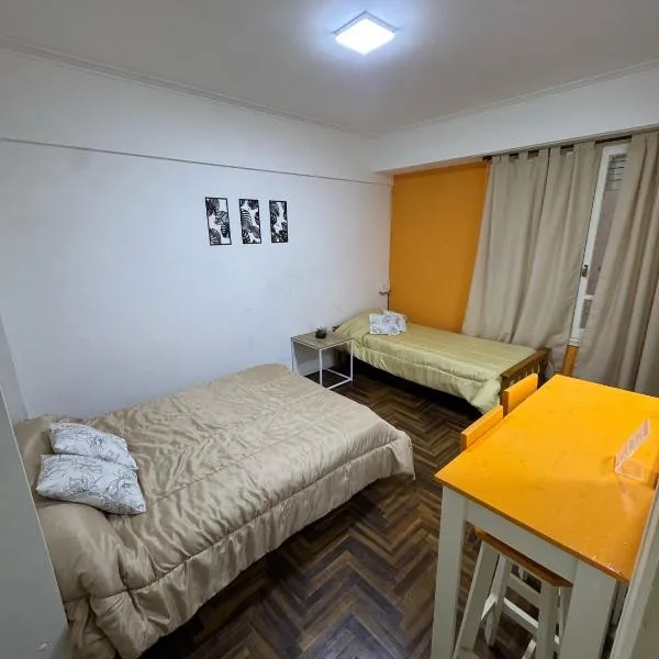 Super confortable y cerca, hotel in Mar del Plata