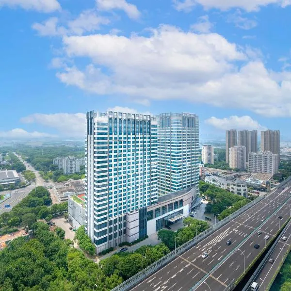 DoubleTree By Hilton Wuxi, hôtel à Wuxi