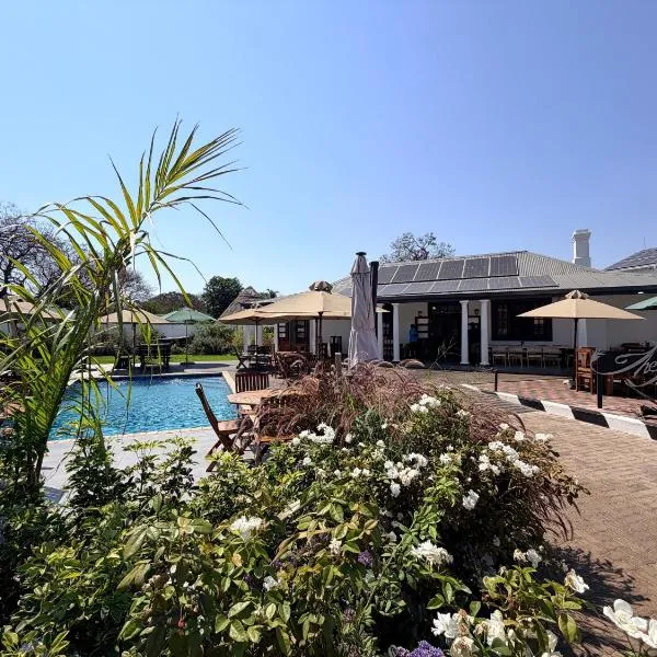 10 on Pauling Hotel Bulawayo, hotel in Bulawayo