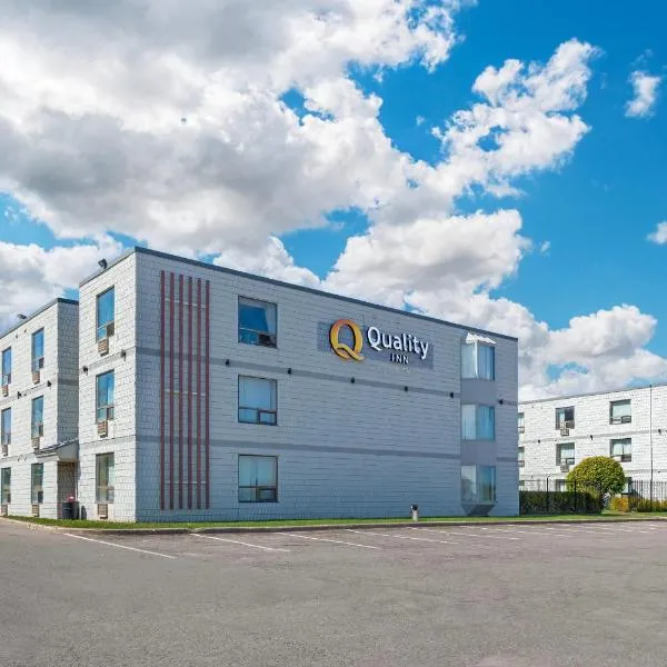 Quality Inn & Conference Centre, hotel in Midland
