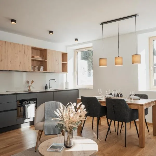 San Bernardino Alpine Apartments, hotel in San Bernardino