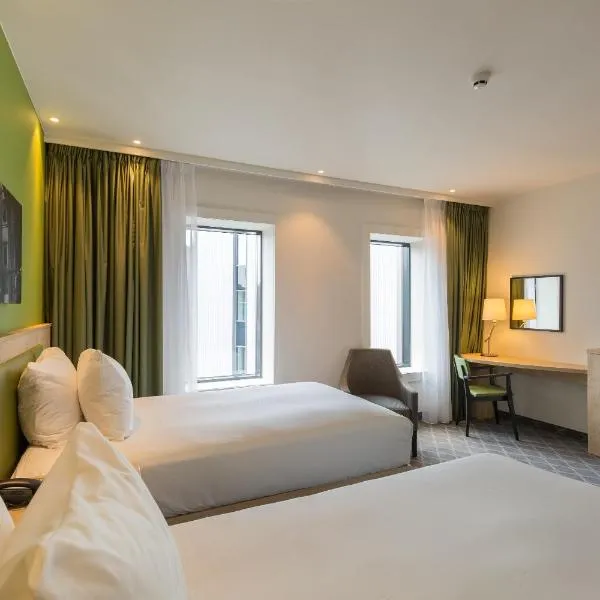 Hampton By Hilton Antwerp Central Station, hotel in Antwerp