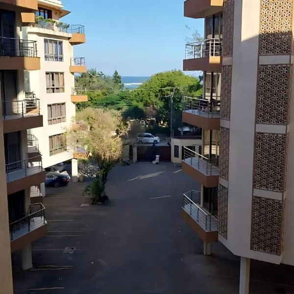 Nyali BeachLuxe 3bdr Pool Beach-Access, hotel i Mombasa